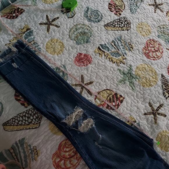 Abercrombie & Fitch Curve Love The Skinny High Rise Jeans Raw Hem Size 24S Dark - Picture 13 of 16